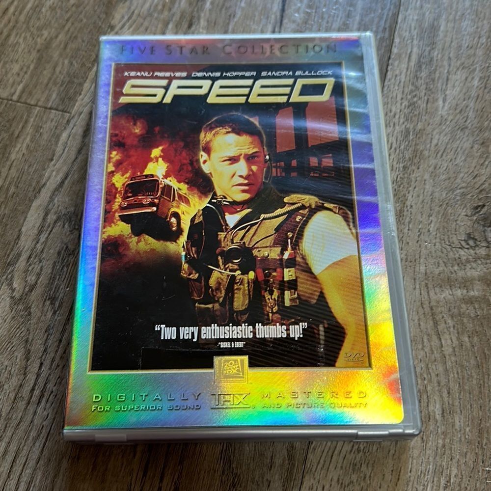 Speed DVD Starring Keanu Reeves Sandra Bullock Dennis Hopper